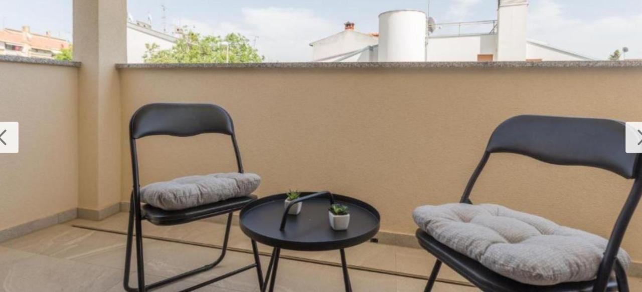 Appartamento Sara Rovigno Esterno foto